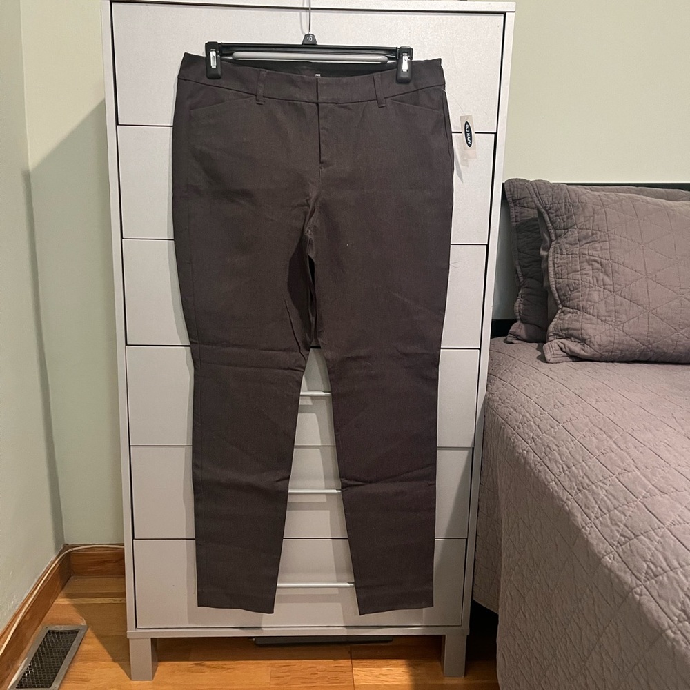 NWT | Old Navy Pixie Midrise Skinny Pant | Heather Grey | Size 14